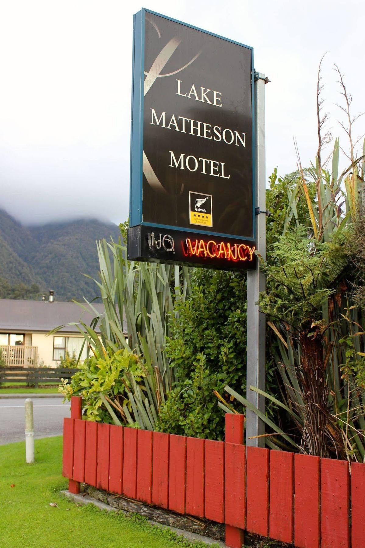 Lake Matheson Motel Fox Glacier Luaran gambar